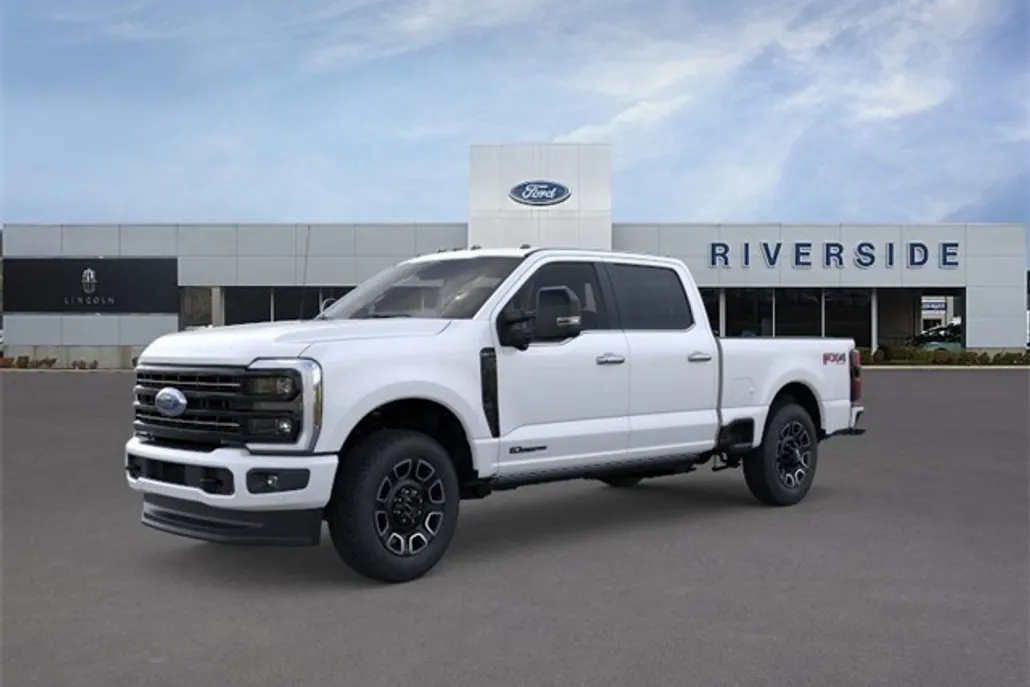 2025 Ford F-250 Platinum photo 1
