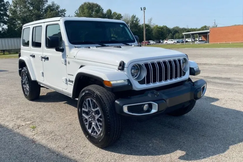 2024 Jeep Wrangler Sahara Sport photo 1