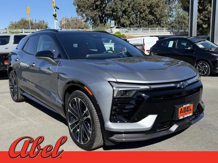 2026 Chevrolet Blazer EV photo 1