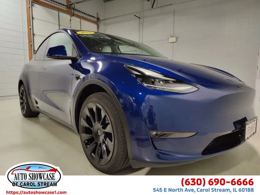 2024 Tesla Model Y Long Range photo 1