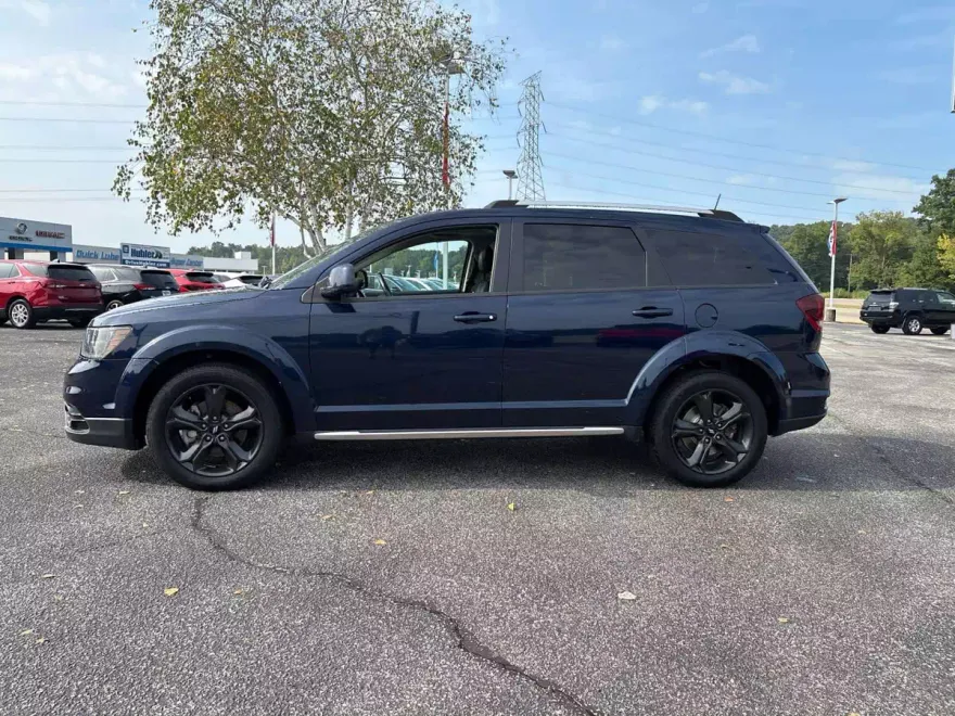 2020 Dodge Journey Crossroad photo 1