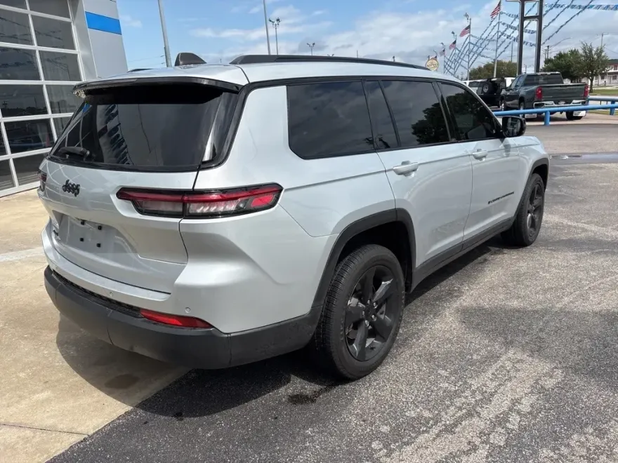 2023 Jeep Grand Cherokee Altitude X photo 1
