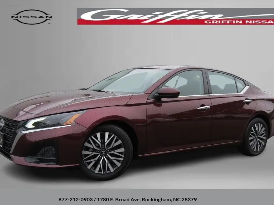 2023 Nissan Altima 2.5 SV photo 1