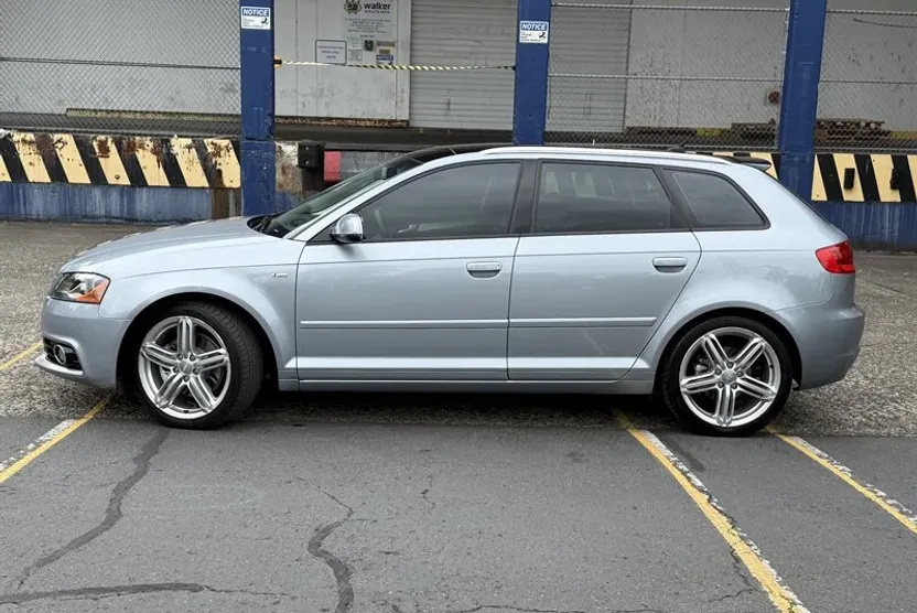 2013 Audi A3 2.0T Premium Plus S line photo 1