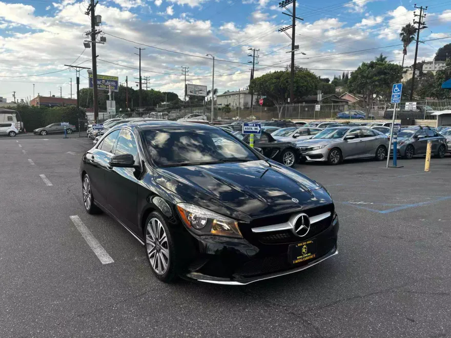 2018 Mercedes Benz CLA 250 photo 1