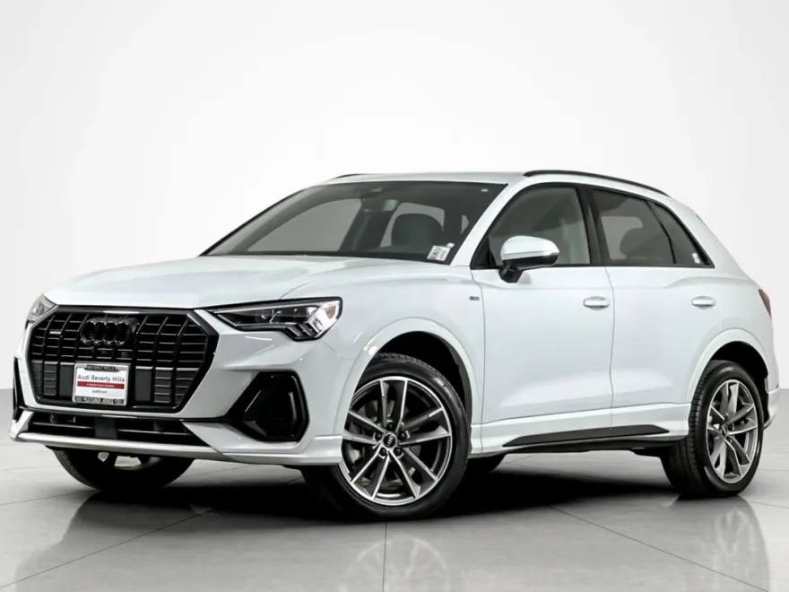2025 Audi Q3 S line Premium 45 TFSI photo 1