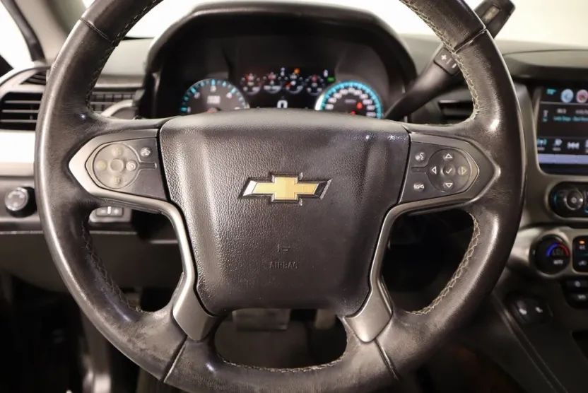 2017 Chevrolet Tahoe LT photo 1
