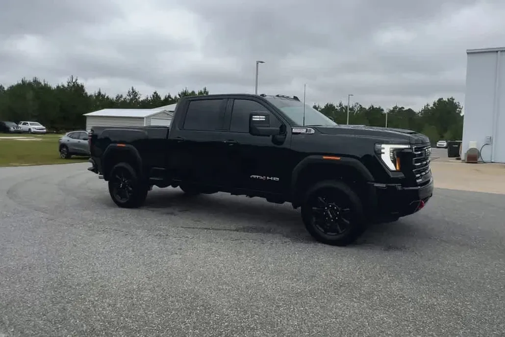 2026 Gmc Sierra 2500 HD AT4 photo 1
