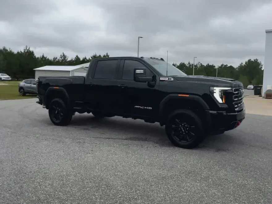 2026 Gmc Sierra 2500 HD AT4 photo 1