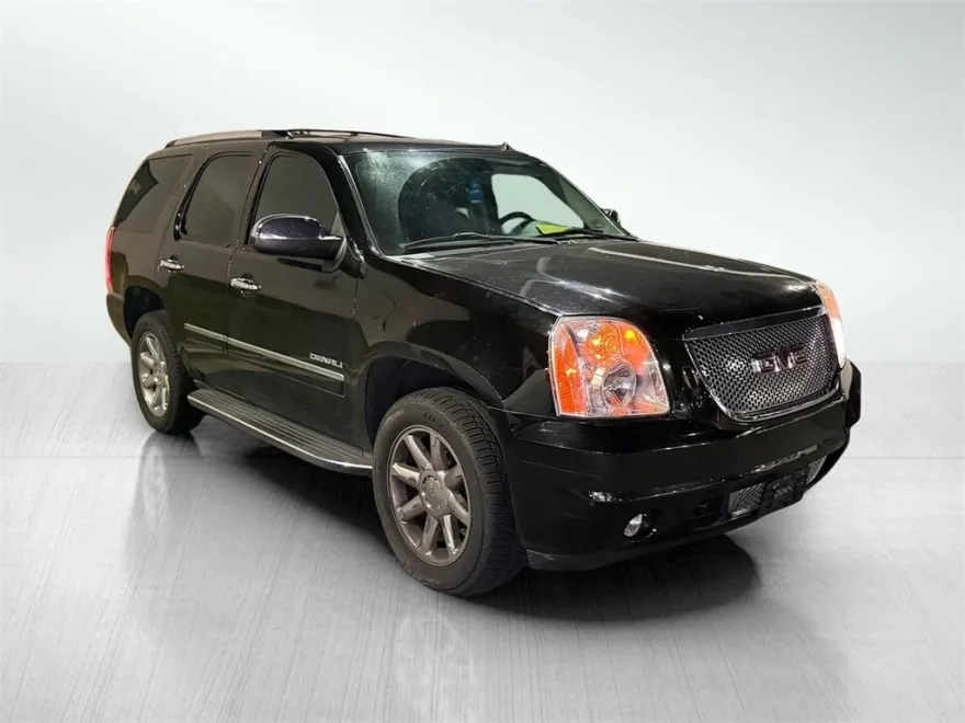 2013 Gmc Yukon Denali photo 1