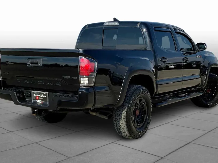 2019 Toyota Tacoma TRD Pro photo 12
