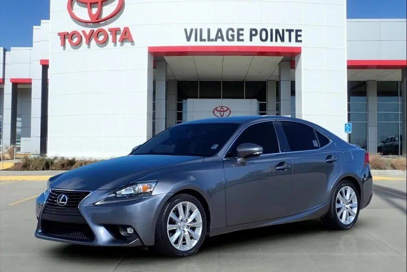 2015 Lexus IS 250 photo 1