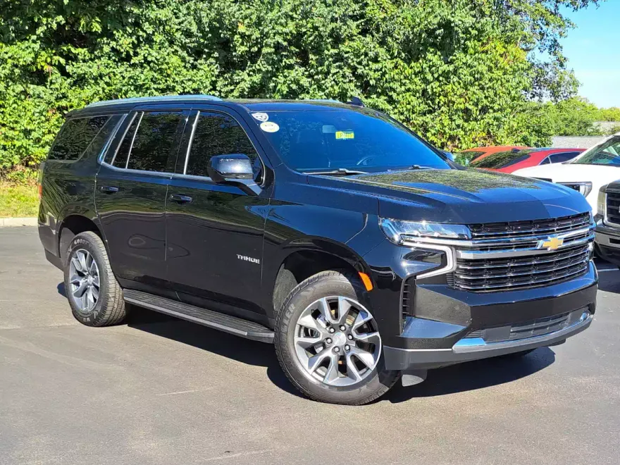 2021 Chevrolet Tahoe LT photo 1