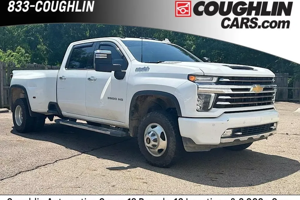 2022 Chevrolet Silverado 3500HD High Country photo 1