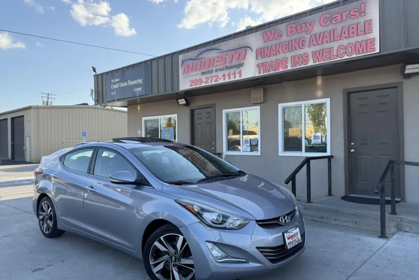 2015 Hyundai Elantra Limited photo 1