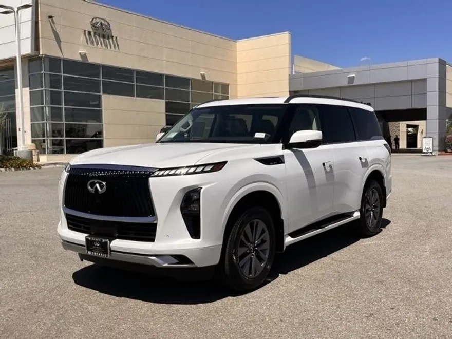 2026 Infiniti QX80 Pure photo 1
