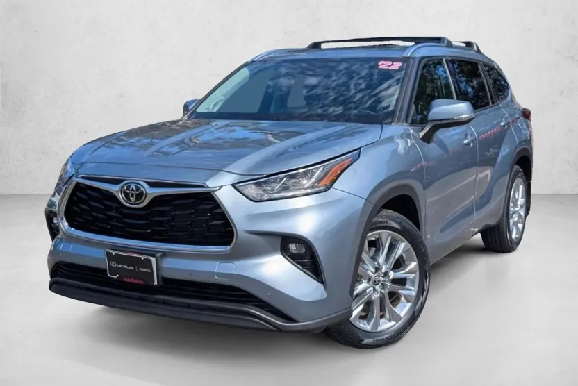 2022 Toyota Highlander Limited photo 1