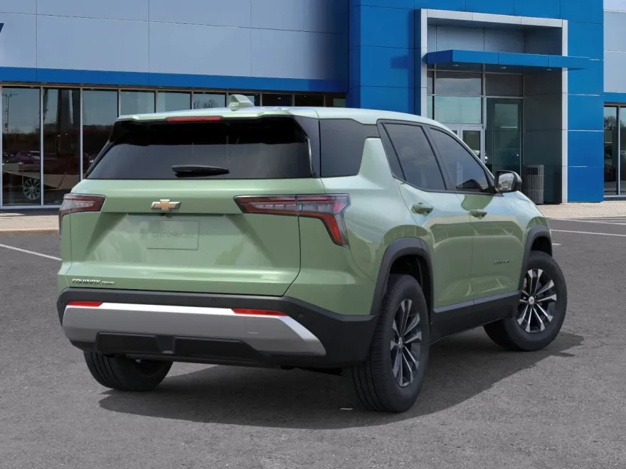 2026 Chevrolet Equinox LT photo 1