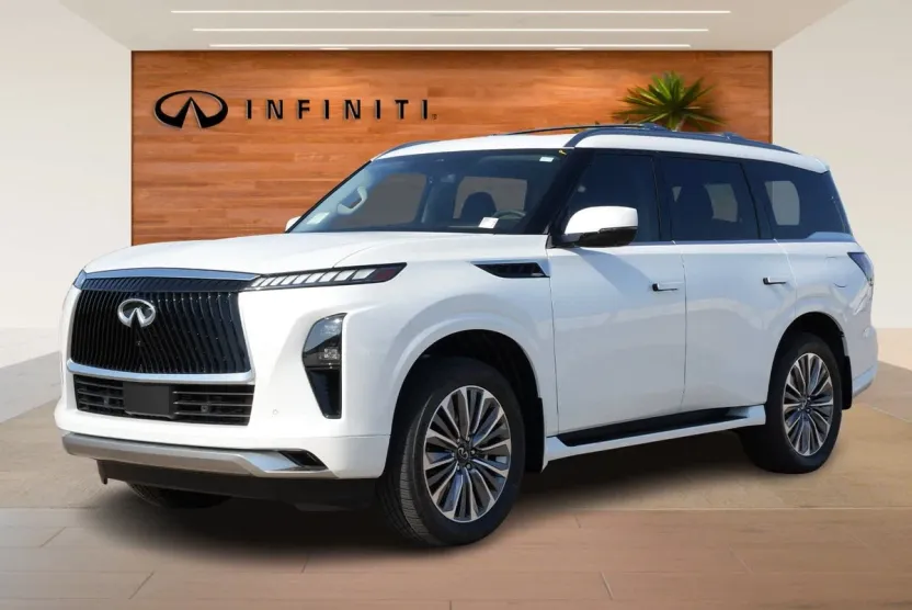 2026 Infiniti QX80 Luxe photo 1