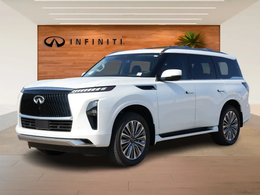 2026 Infiniti QX80 Luxe photo 1