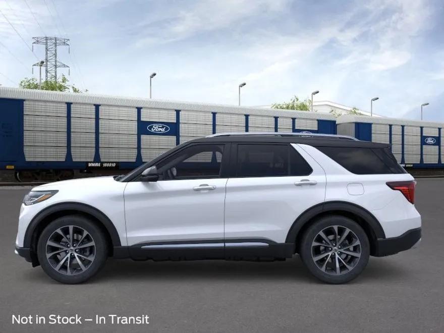 2025 Ford Explorer Platinum photo 1