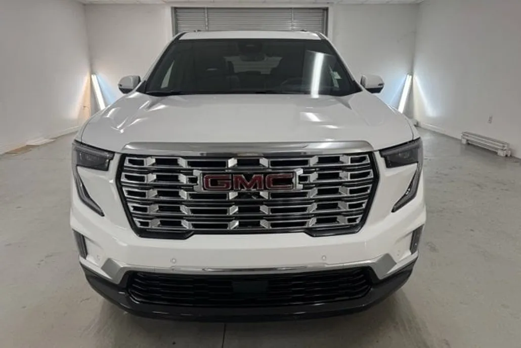 2026 Gmc Acadia Denali photo 1