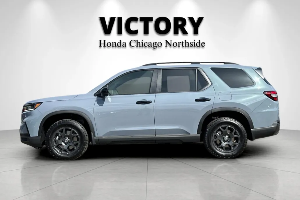 2025 Honda Pilot TrailSport photo 1