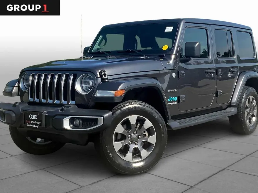 2019 Jeep Wrangler Unlimited Sahara photo 1