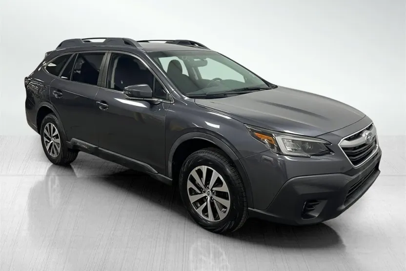 2020 Subaru Outback Premium photo 1