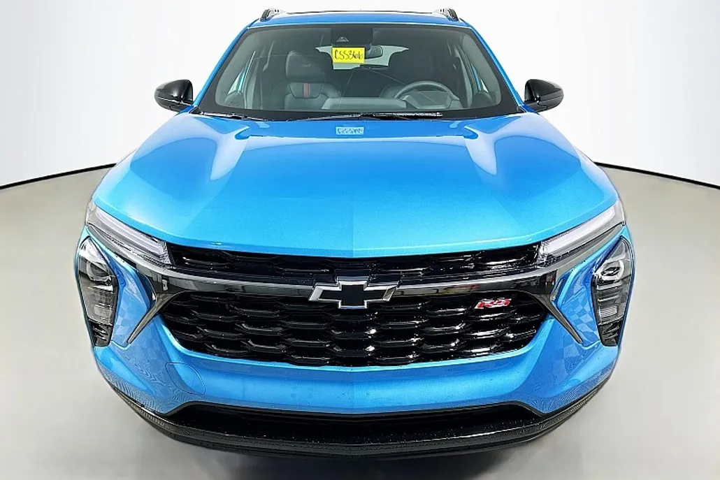 2025 Chevrolet Trax photo 1