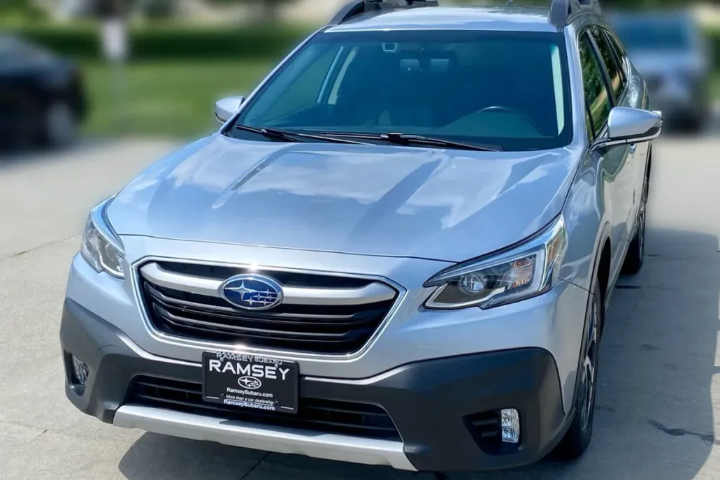 2021 Subaru Outback Limited photo 1