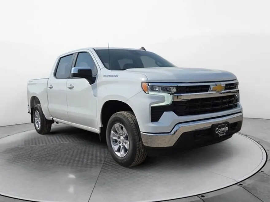 2026 Chevrolet Silverado 1500 LT photo 1