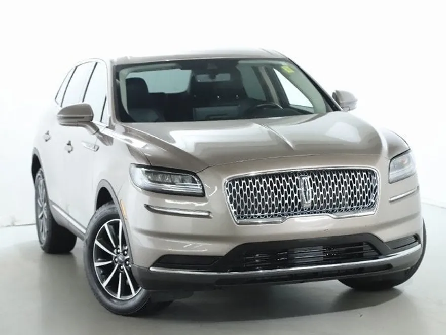 2021 Lincoln Nautilus Standard photo 1