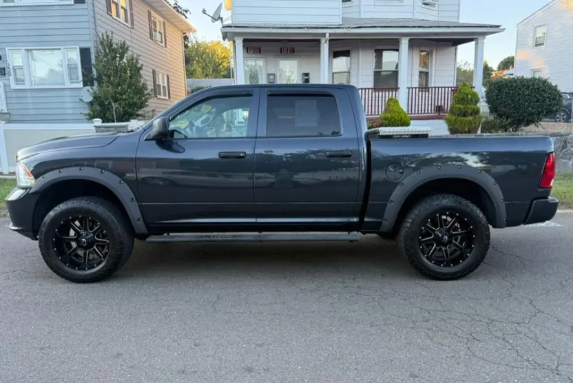 2018 Ram 1500 Express photo 1