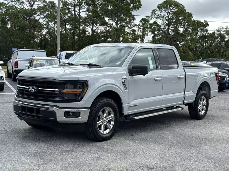 2024 Ford F-150 XLT photo 1
