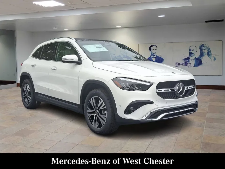 2026 Mercedes Benz GLA 250 4MATIC photo 1