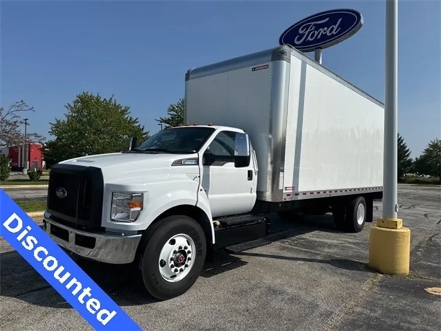 2025 Ford F-650 photo 1