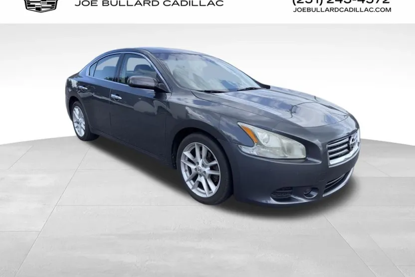 2013 Nissan Maxima S photo 1