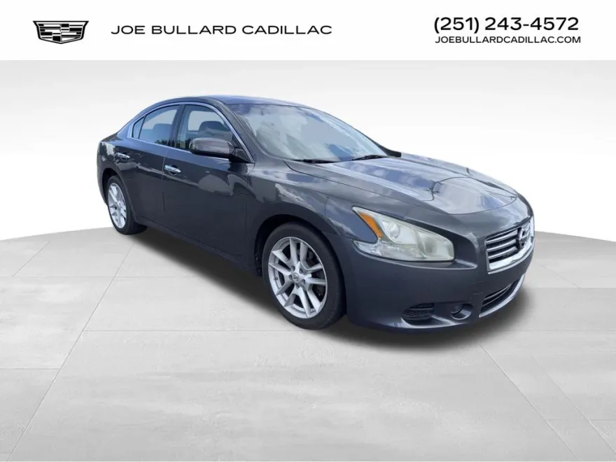 2013 Nissan Maxima S photo 1