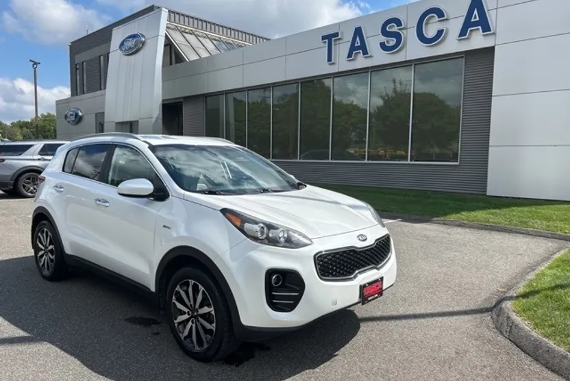 2017 Kia Sportage EX photo 1
