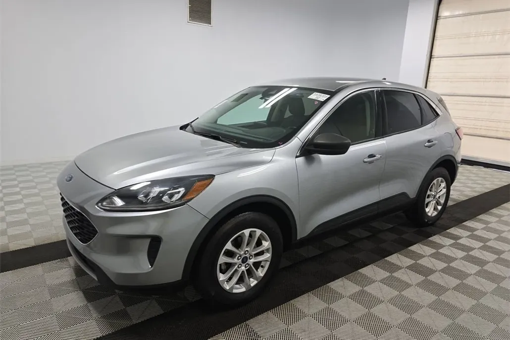 2022 Ford Escape SE photo 1