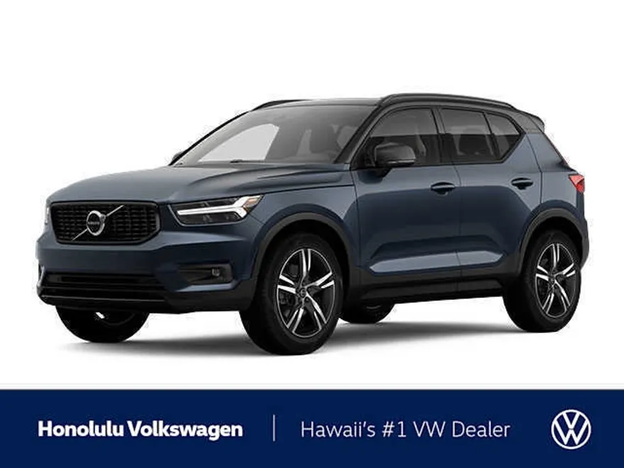 2022 Volvo XC40 T5 AWD R-Design photo 1