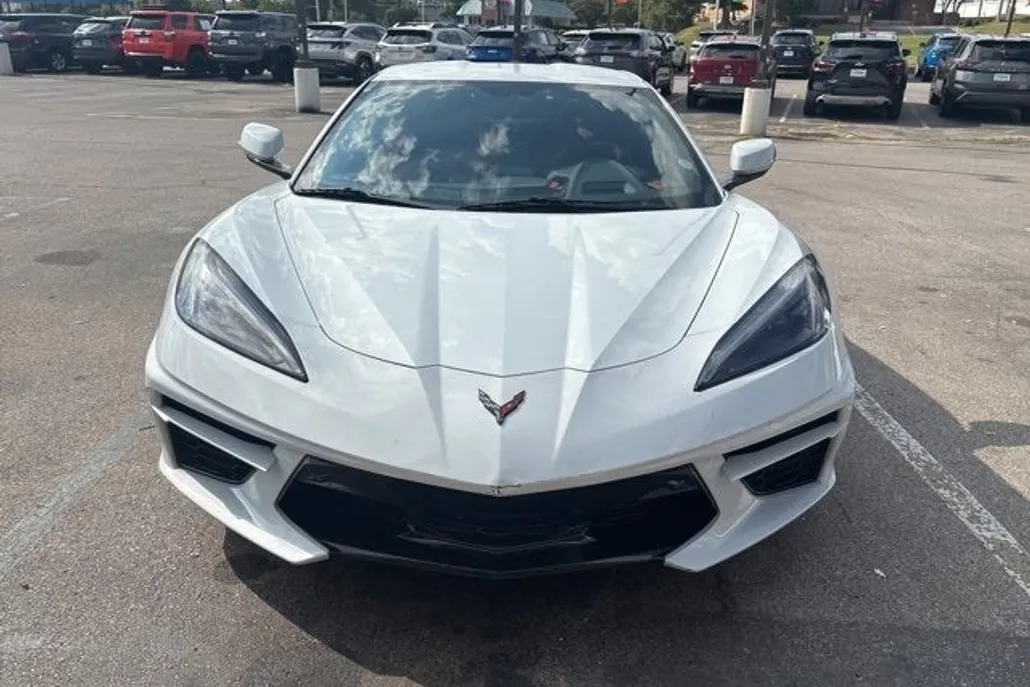 2021 Chevrolet Corvette Stingray 2LT photo 1