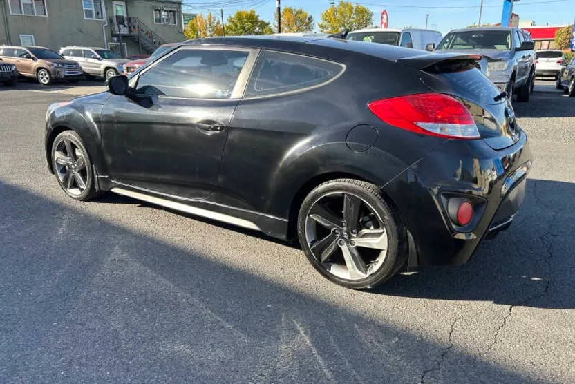2015 Hyundai Veloster Turbo photo 1