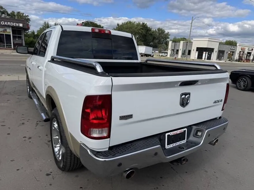 2011 Ram 1500 Laramie photo 1