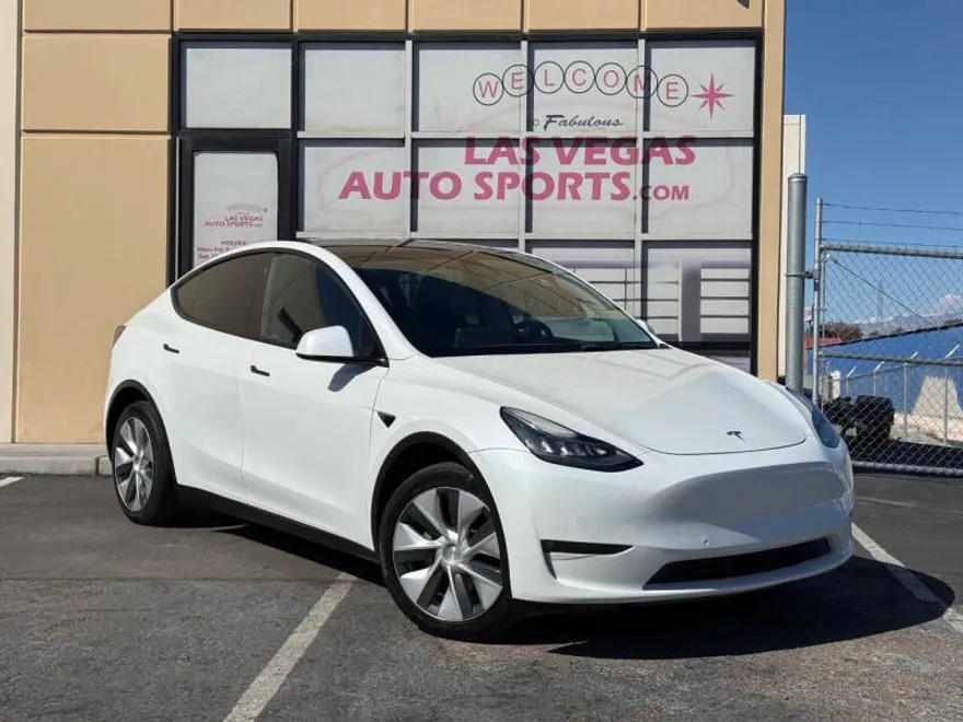 2021 Tesla Model Y Long Range photo 1