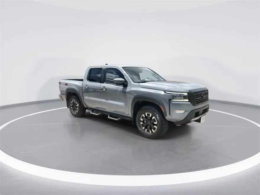2023 Nissan Frontier PRO-4X photo 1