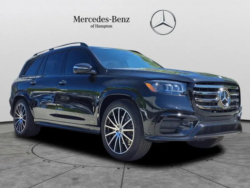 2025 Mercedes Benz GLS 450 4MATIC photo 1