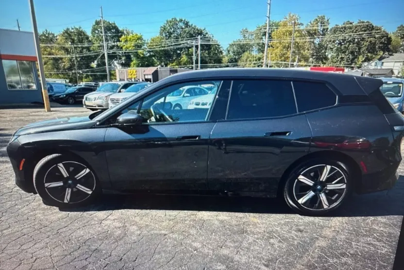 2023 Bmw iX xDrive50i photo 1