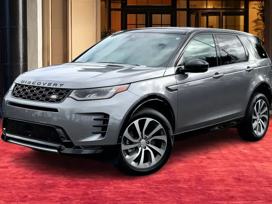 2024 Land Rover Discovery Sport Dynamic SE photo 1